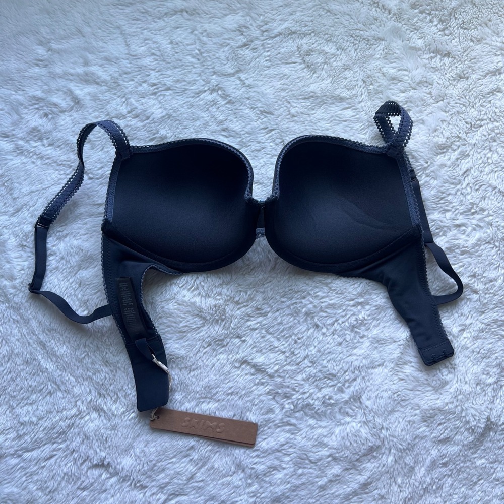 SKIMS Fits Everybody Picot Push Up Bra Ash Contrast Size 30D DM-DEM-8443W NWT - Picture 4 of 10